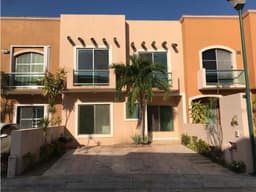 Casa en renta sin muebles