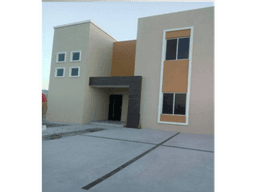 CASA EN VENTA FRACCIONAMIENTO LA JOYA