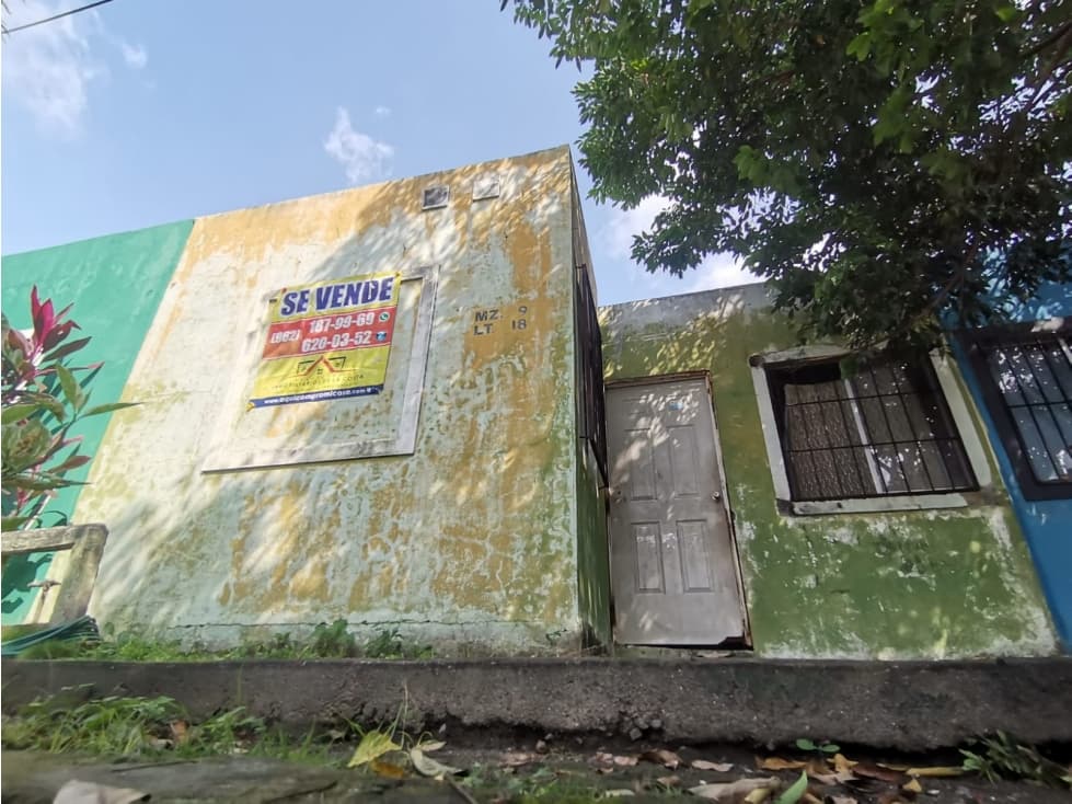 SE VENDE CASA EN COLONIA LOS PALACIOS — foto 1