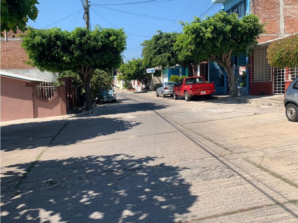 SE VENDE CASA EN COLONIA INFONAVIT LOS LAGUITOS — foto 2
