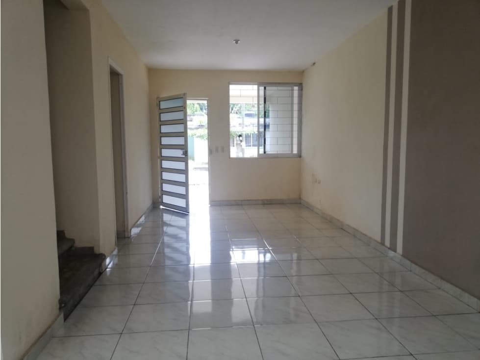 CASA EN VENTA ARBOLADA TAPACHULA — foto 3