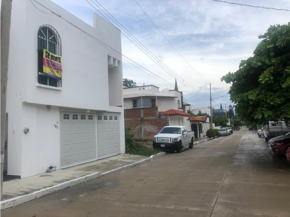 CASA EN RENTA EN FRACCIONAMIENTO LA GLORIA — foto 3