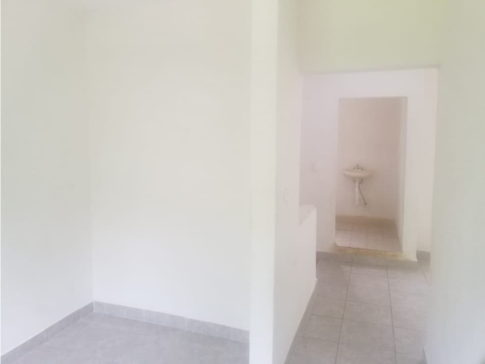 CASA EN VENTA EN COL. LA CEBADILLA — foto 4
