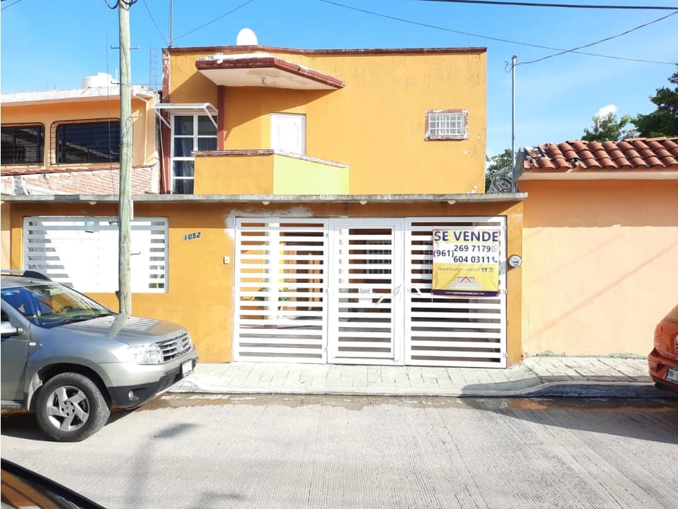 CASA EN VENTA EN COLONIA  ALBANIA — foto 1