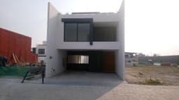 Casa En Venta Dentro De Fraccionamiento Lucendi 21