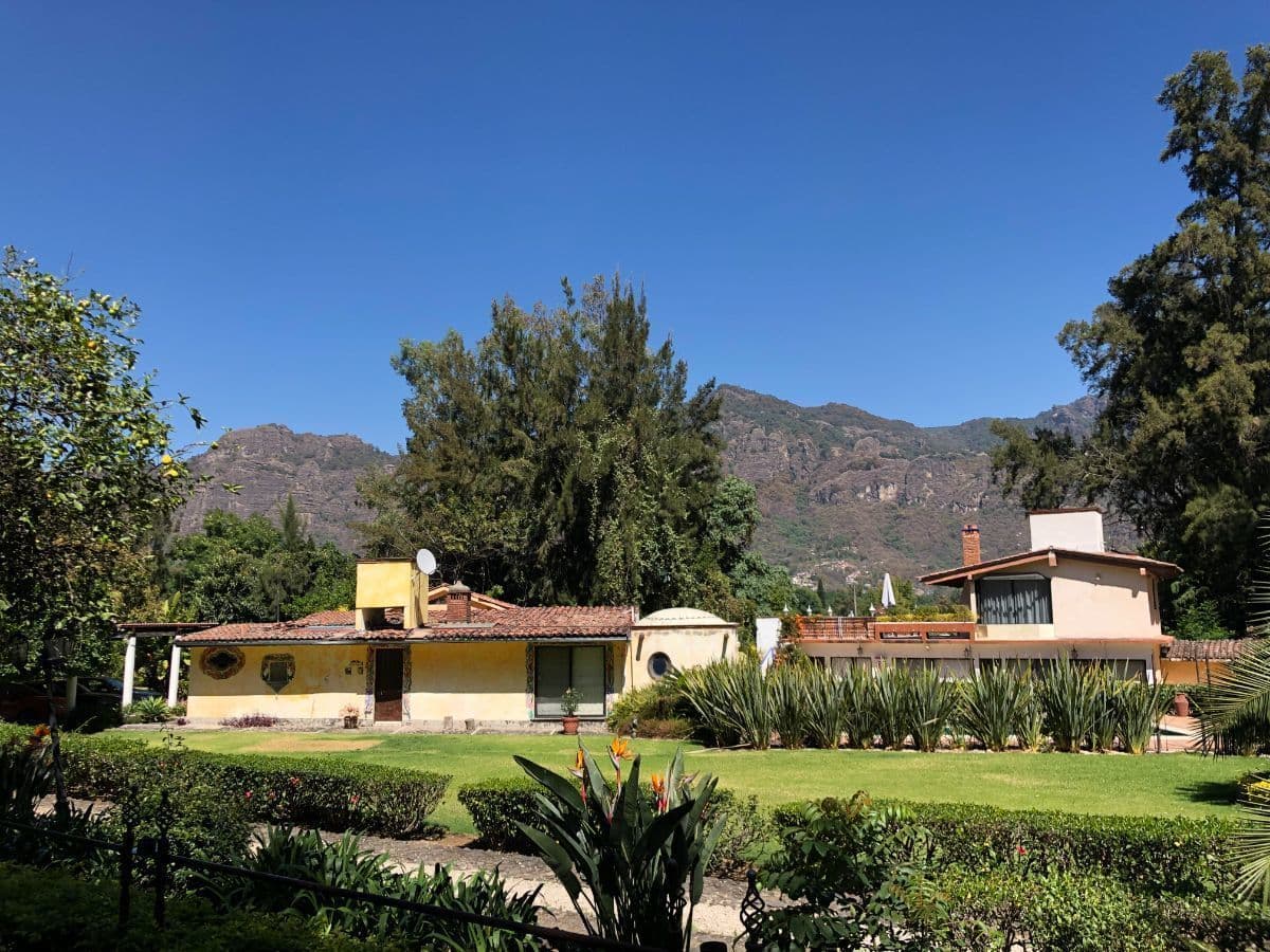HERMOSA QUINTA EN TEPOZTLAN — foto 5