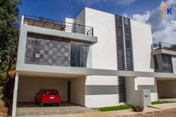 Oportunidad Casa moderna en venta en Villas del Sol en Pátzcuaro