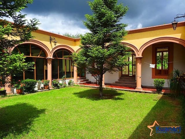 Hacienda en Venta Arocutín, Erongarícuaro Michoacán