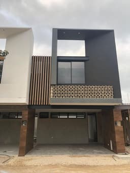TOWN HOUSE NUEVO EN VENTA EN CHUBURNA