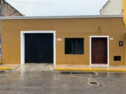 CASA CENTRICA EN VENTA MERIDA, CERCA PASEO DE MONTEJO Y ZONA HOTELERA