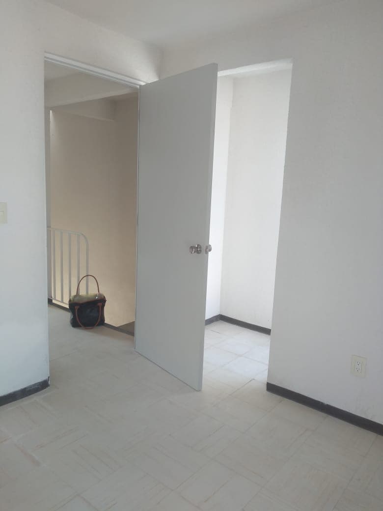 Casa en Fraccionamiento Laureles — foto 1