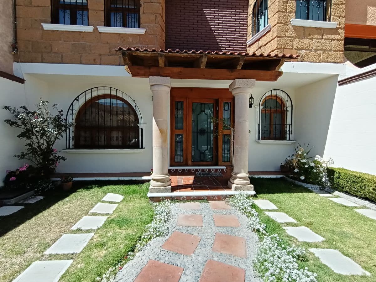Venta casa bien orientada e iluminada Valle de San Javier Pachuca — foto 3