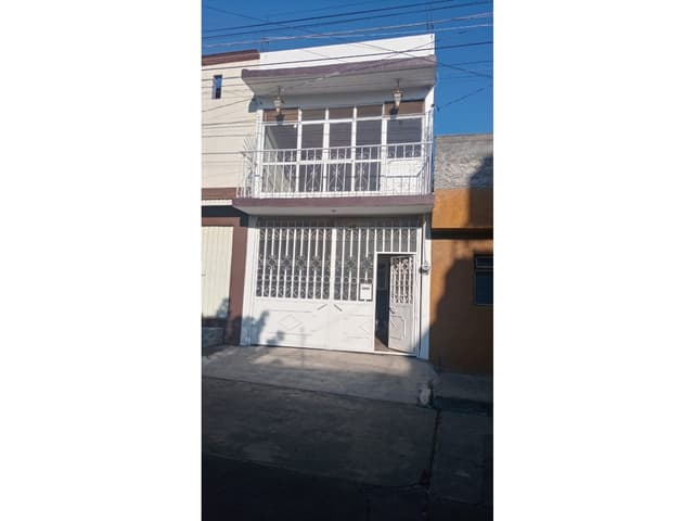 B CASA EN COL SANTIAGUITO CERRO AZUL