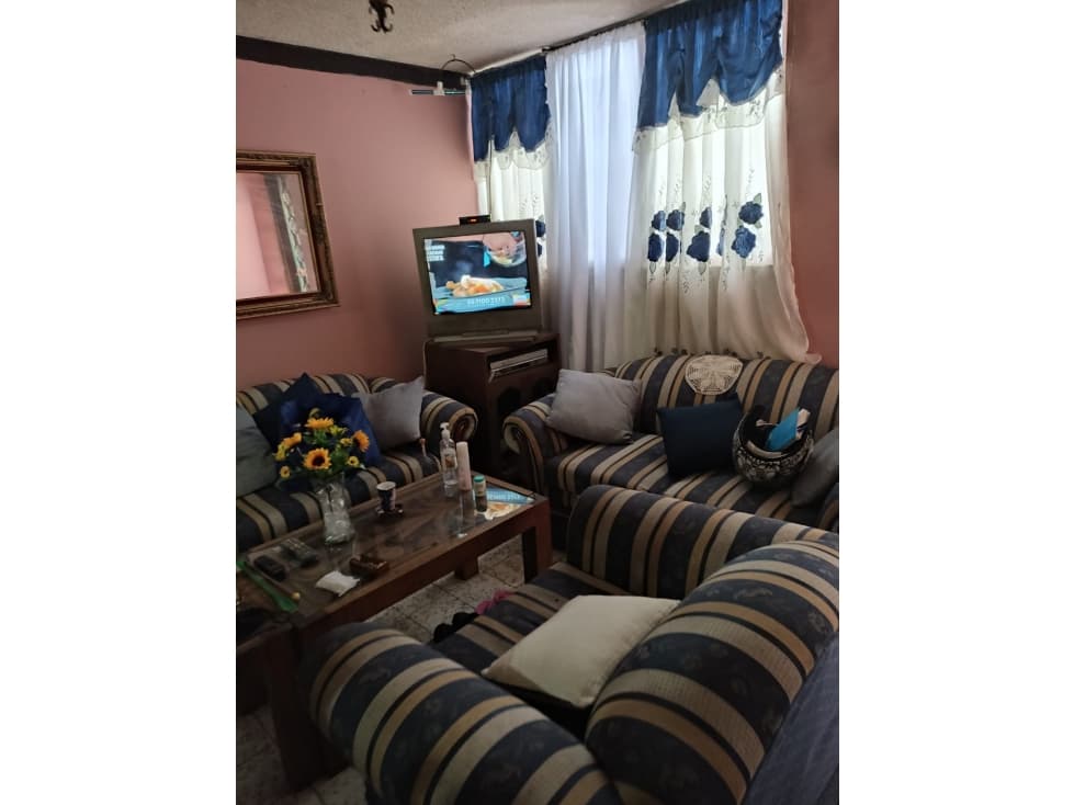 -DEPARTAMENTO SEGUNDO NIVEL LOMAS DE MORELIA — foto 2