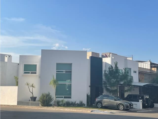 B CASA EN FRACC EXCLUSIVO RINCON DE LA MONTAÑA ALTOZANO