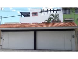 RENTA TOWN HOUSE AMUEBLADA 2 CUARTOS FRACC BIVALVO CIUDAD DEL CARMEN