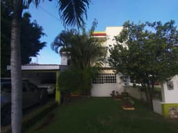 VENTA CASA AMPLIA EN RESIDENCIAL DEL LAGO CIUDAD DEL CARMEN