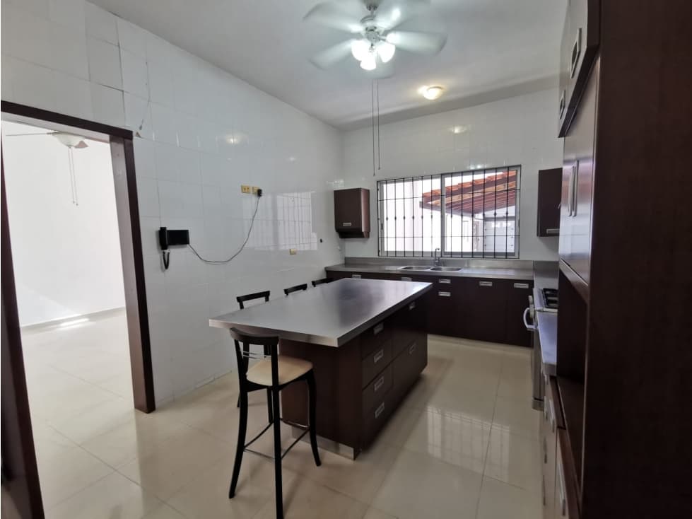 VENTA CASA CON ALBERCA EN SANTA RITA CIUDAD DEL CARMEN — foto 6
