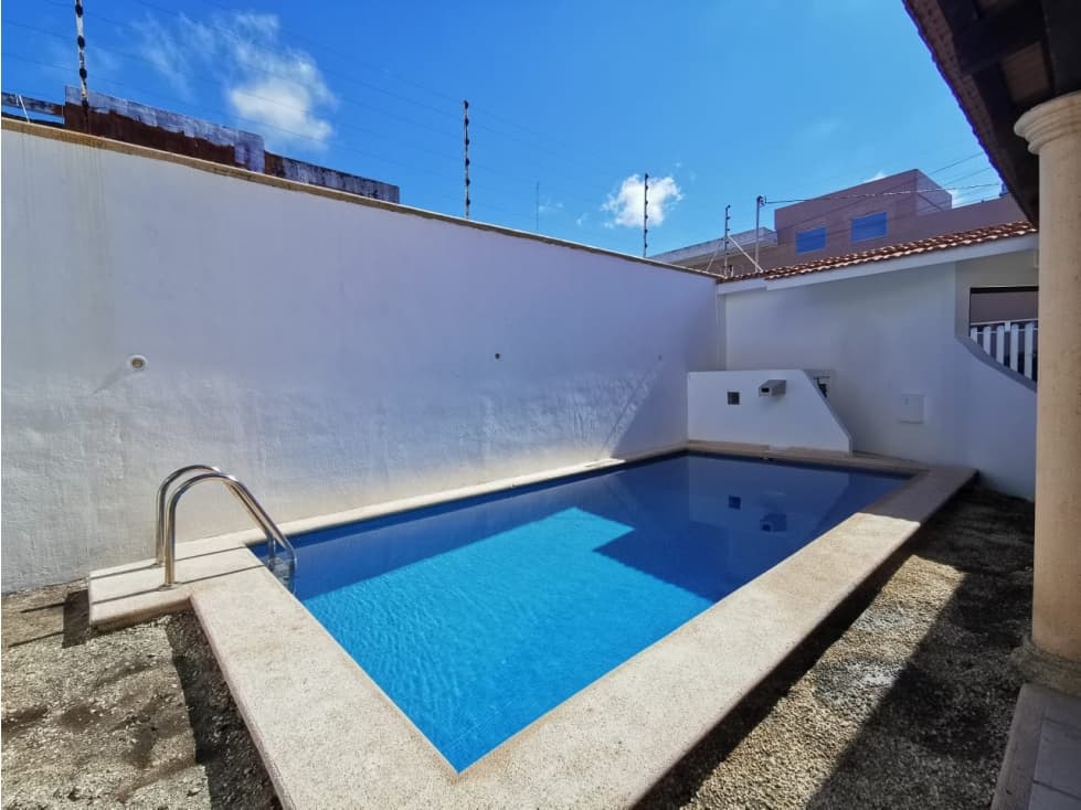 VENTA CASA CON ALBERCA EN SANTA RITA CIUDAD DEL CARMEN — foto 4
