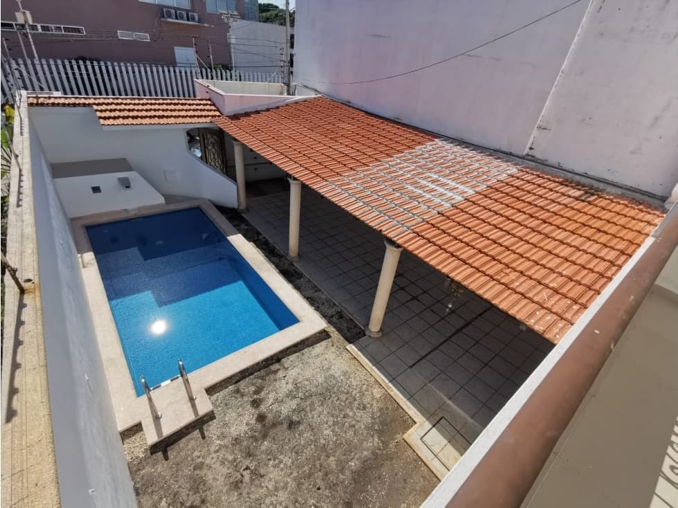 VENTA CASA CON ALBERCA EN SANTA RITA CIUDAD DEL CARMEN — foto 2