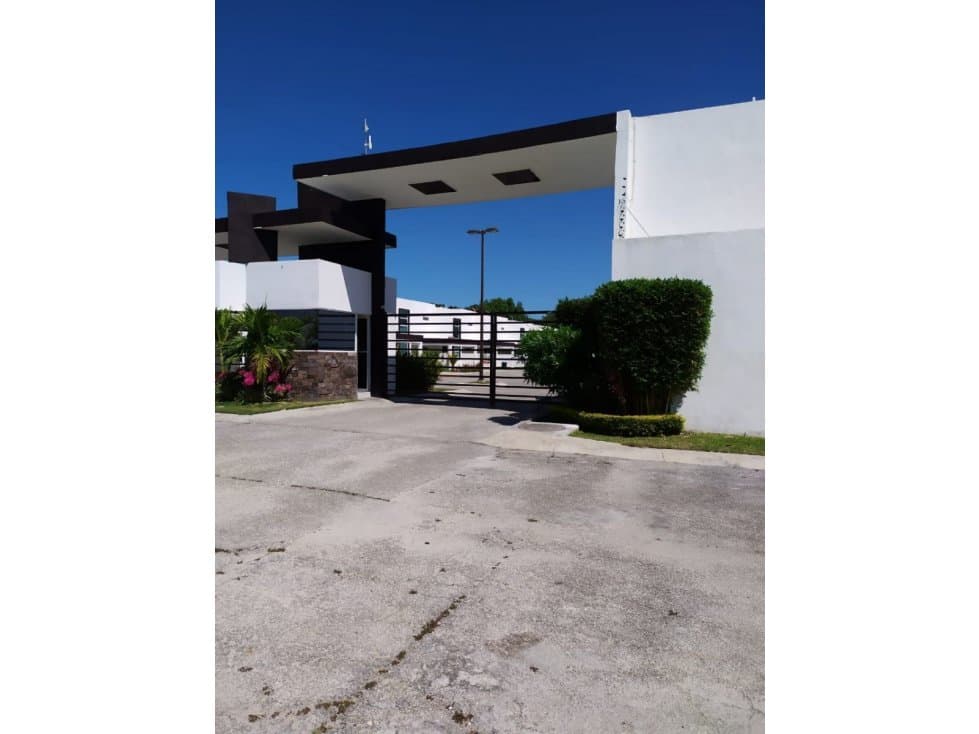 VENTA CASA 4 CUARTOS VISTANCIAS CIUDAD DEL CARMEN — foto 1