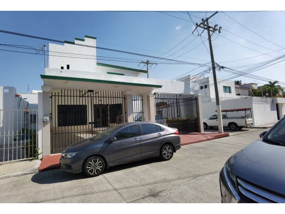 VENTA CASA DE 5 RECAMARAS EN COL MAIMI CIUDAD DEL CARMEN — foto 1