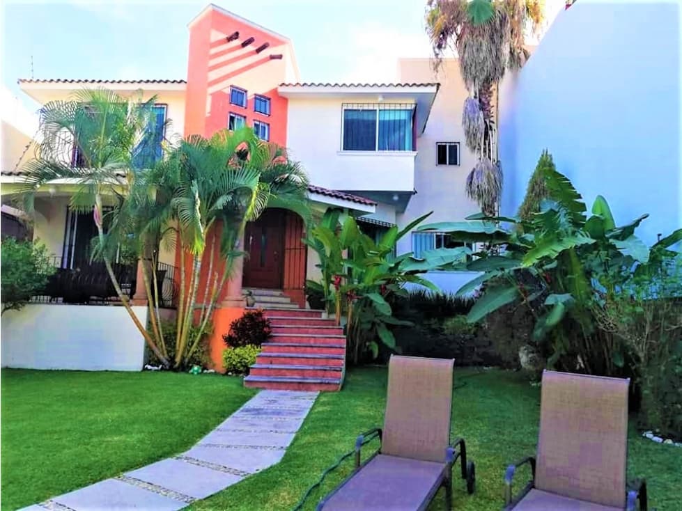 CASA EN VENTA AL SUR DE CUERNAVACA — foto 1