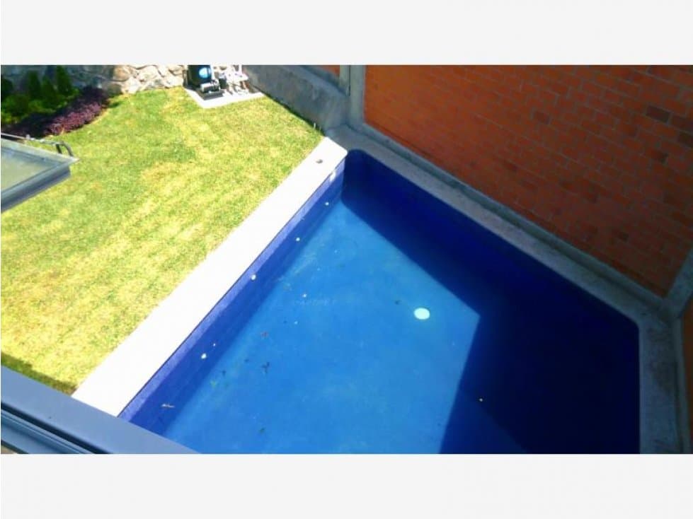 EXCLUSIVA CASA MODERNA CON ALBERCA, EN PRIVADA — foto 4