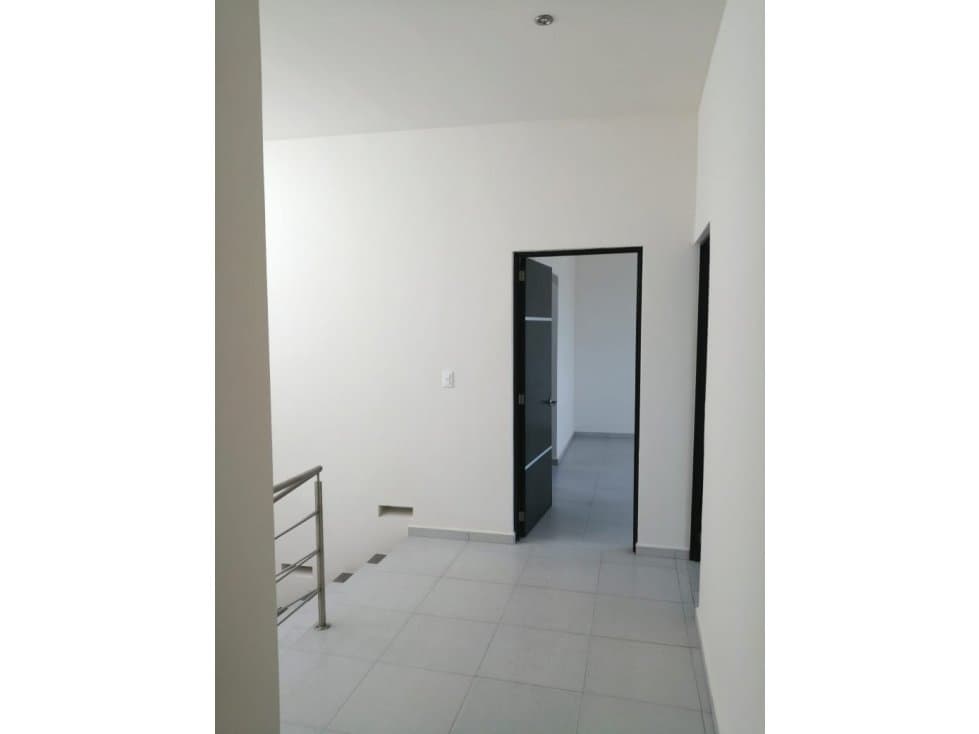 EXCLUSIVA CASA EN PREVENTA — foto 3