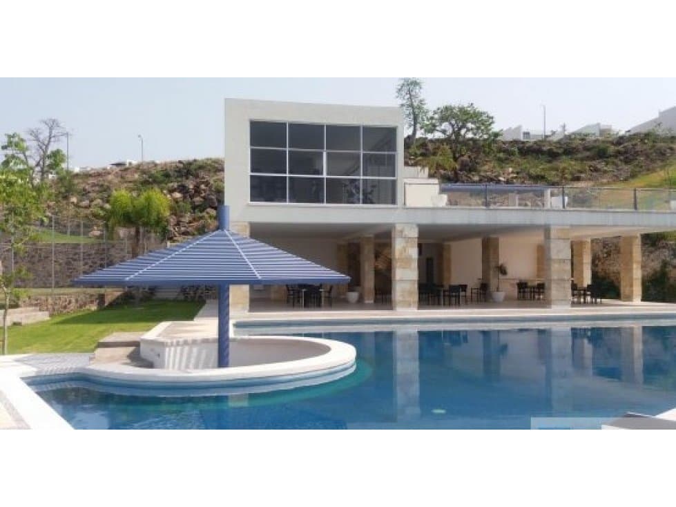 MODERNA RESIDENCIA UN NIVEL — foto 2