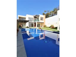 LOMAS DE VISTA HERMOSA, MODERNA CASA, ZONA DORADA