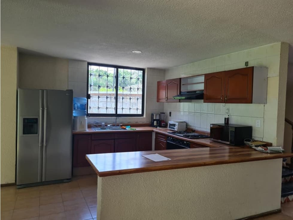 HERMOSA CASA CON ARQUITECTURA CONTEMPORANEA. — foto 4