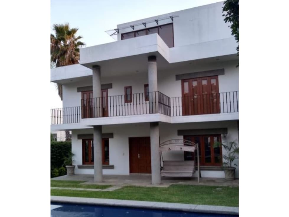 CASA CON ALBERCA EN CUERNAVACA MORELOS — foto 1