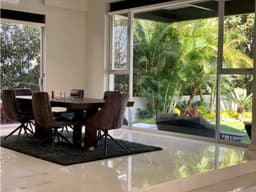 CASA CON ALBERCA PRIV. EN EXCLUSIVO FRACC. PARAISO COUNTRY CLUB