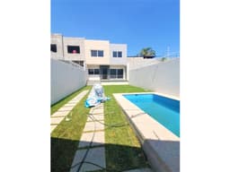 CASA NUEVA, MODERNA CON ALBERCA
