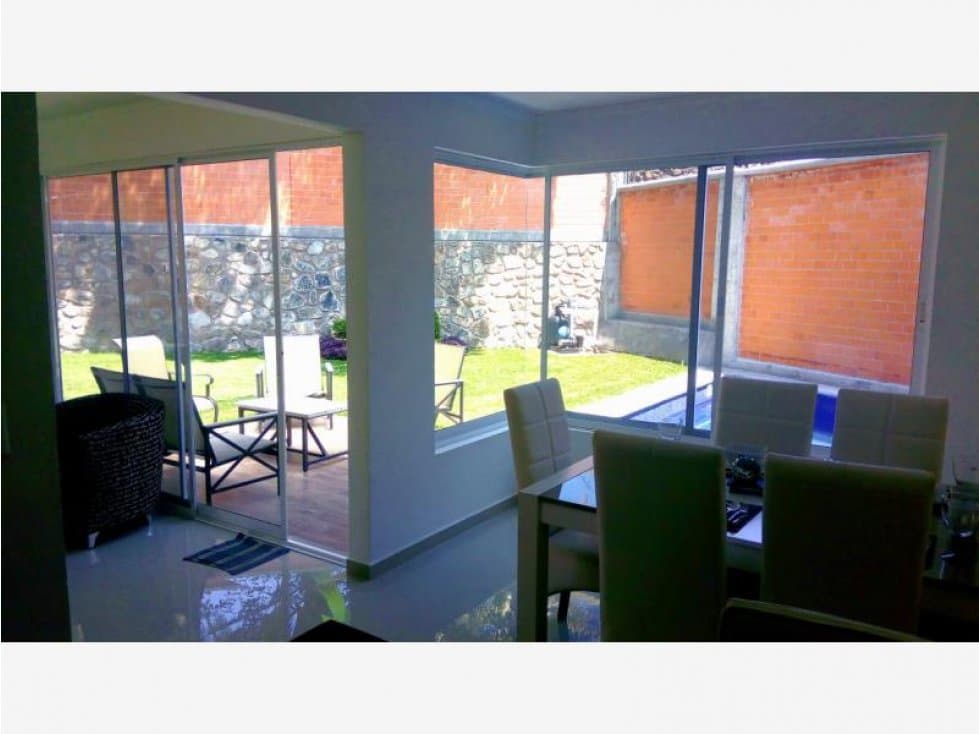 EXCLUSIVA CASA MODERNA CON ALBERCA, EN PRIVADA — foto 5