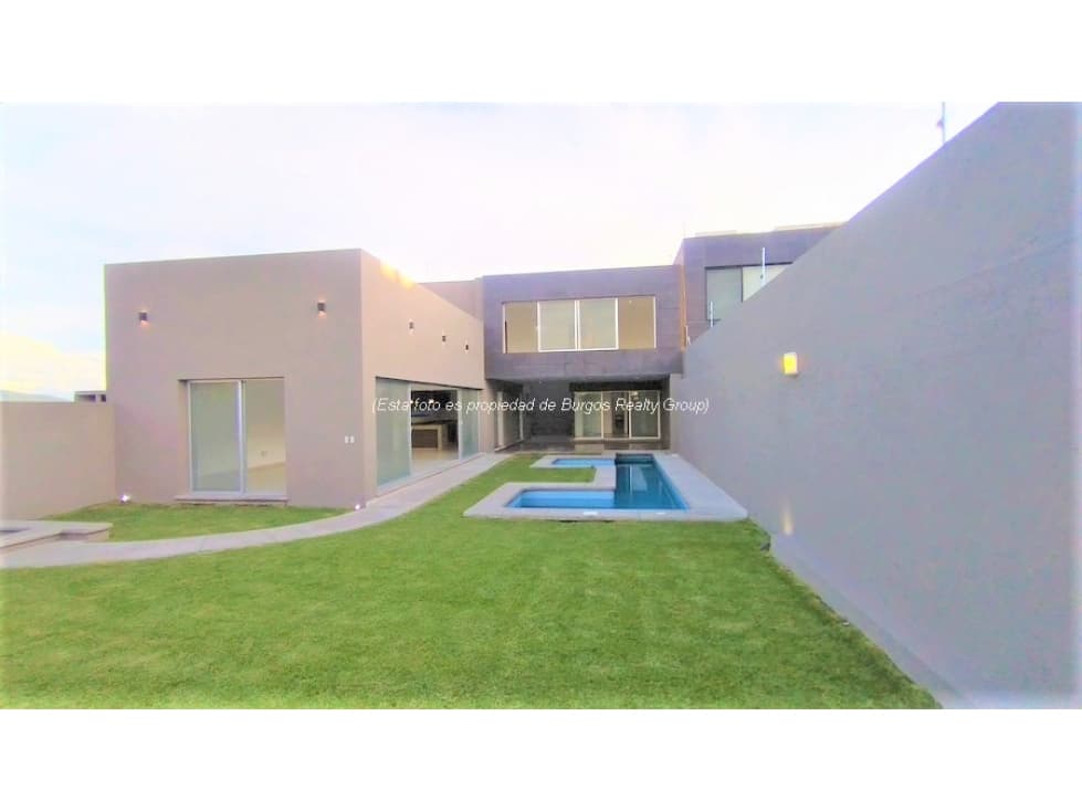 ESPECTACULAR RESIDENCIA DENTRO DE BURGOS CORINTO — foto 3