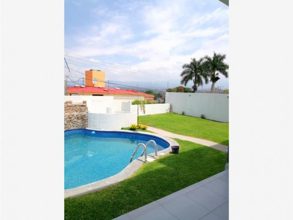 CASA NUEVA CON EXCELENTES ACABADOS — foto 1