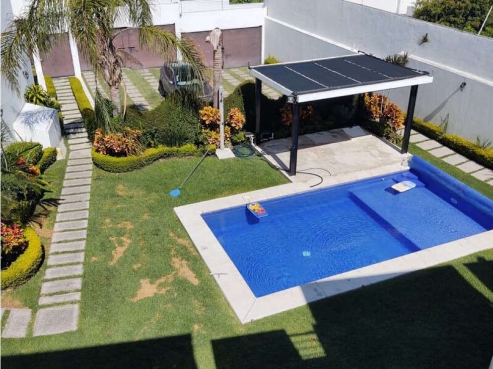 EXCLUSIVA CASA CON JACUZZI Y ROOF GARDEN PRIVADO — foto 1