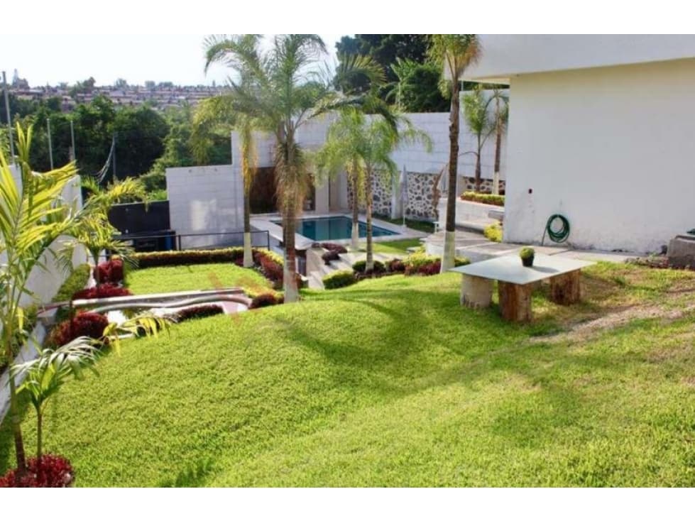CASA MODERNA EN PRIV. CON ALBERCA PRIVADA EN CUERNAVACA — foto 4