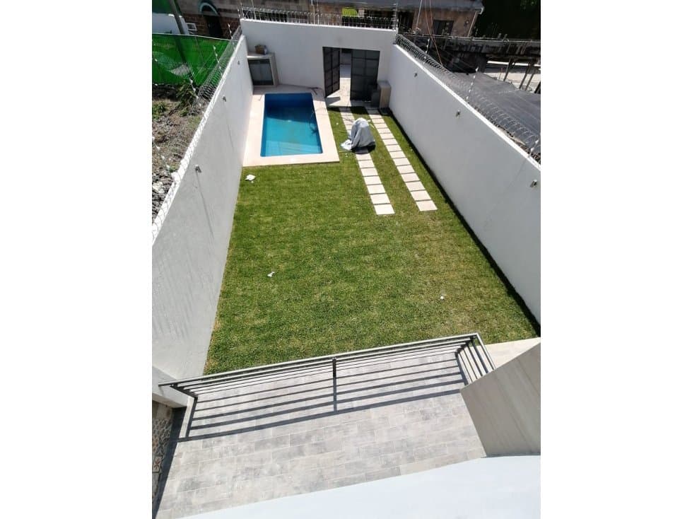 CASA NUEVA, MODERNA CON ALBERCA — foto 5