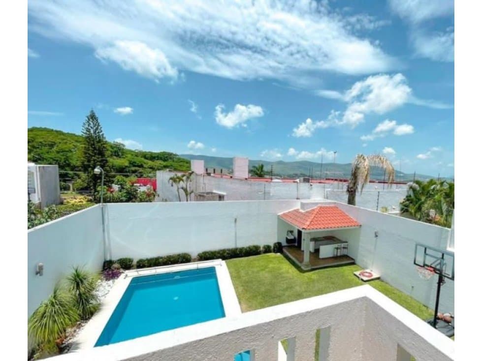 ESPECTACULAR CASA TECHO DOBLE ALTURA AL SUR DE CUERNAVACA — foto 4