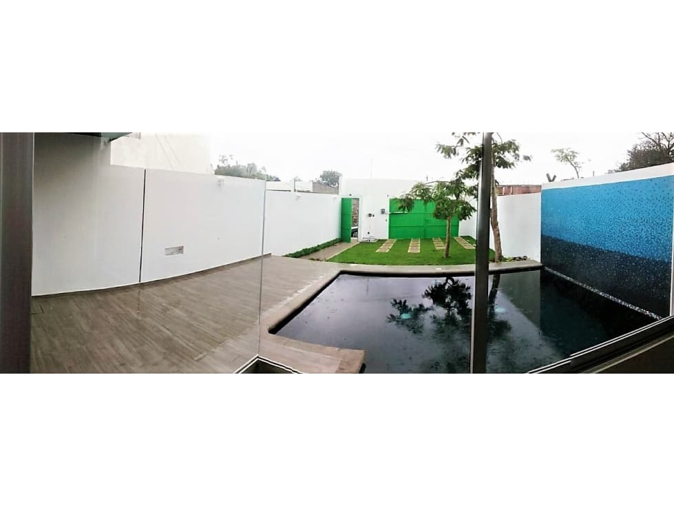 MODERNA CASA CON ALBERCA, ENTREGA INMEDIATA — foto 5