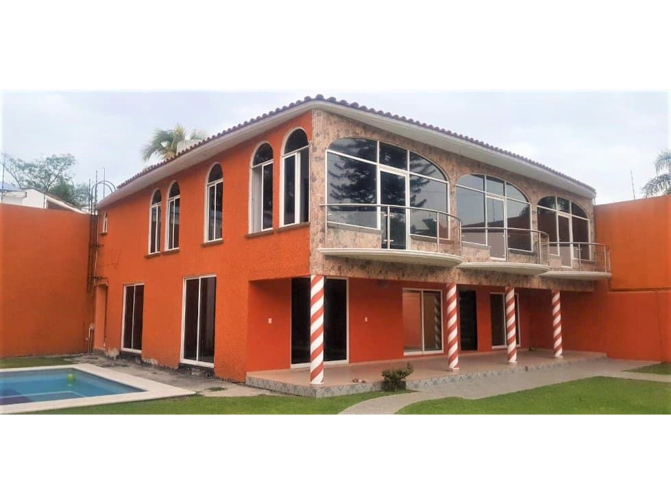 MAGNIFICA CASA EN EXCLUSICVO FRACC. SUMIYA — foto 1