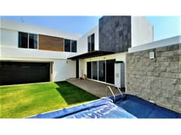 ESTRENA MODERNA CASA EN ZONA DORADA CUERNAVACA