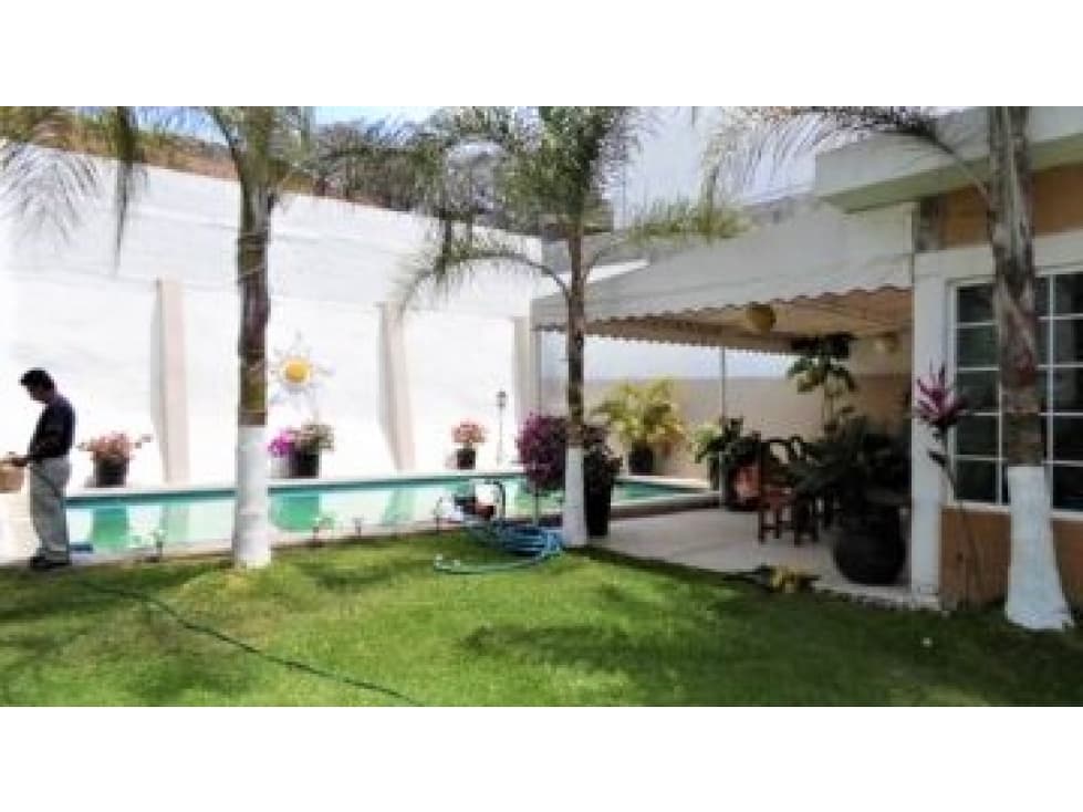 CASA UN NIVEL CON AMPLIO BUNGALOW AL SUR DE CUERNAVACA — foto 3
