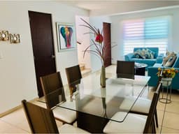 EXCLUSIVO CLUSTER, ZONA ARBOLADA, CASA NUEVA