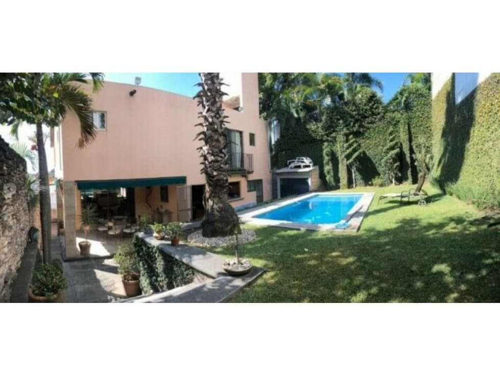 HERMOSA CASA EN PRIVADA CON VIG. EN CUERNAVACA — foto 1