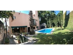 HERMOSA CASA EN PRIVADA CON VIG. EN CUERNAVACA