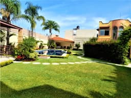 EXCELENTE CASA EN BRISAS DEL MAR